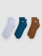 Nike Everyday Plus Cush Ankle 3P Socks kuviotu
