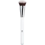 ilu 109 Angled Foundation Brush