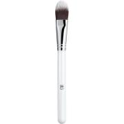 ilu 113 Flat Foundation Brush