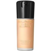 MAC Cosmetics Studio Radiance Serum-Powered Foundation Nc16