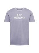 EINSTEIN & NEWTON Paita 'Bad Monday'  vaaleansininen / valkoinen