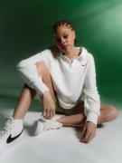 Nike Sportswear Paita 'Essential'  kerma / musta