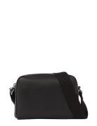 Over Webbing Camera Bag21 Pu Black Calvin Klein