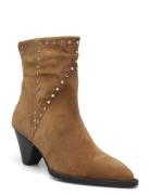 Kaia Studded Suede Boots Beige Dante6