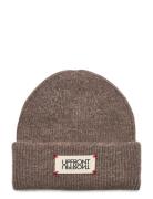 Unravel Classic Beanie Brown Upfront