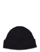 Ribbed Beanie Black Monki