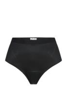 Thinstincts® 2.0 Thong Black Spanx