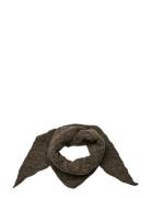 Pcjoelle Triangle Scarf Bc Brown Pieces