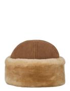 Dora Shearling Hat Beige Becksöndergaard