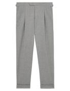 Complex Grey Reiss