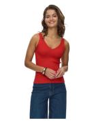 Nucerys Top Red Nümph