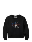 Filled-In Photo Fleece Mono Cn Black Calvin Klein