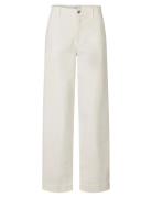 Ericafv White FIVEUNITS