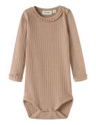 Nbfbabette Ls Slim Body Lil Beige Lil'Atelier