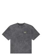 Isnurh Basement Relax Fitted T-Shirt Grey Isnurh