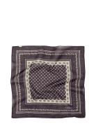 Lacia Cotta Scarf Black Becksöndergaard