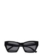 Sc-Charita Black Soyaconcept