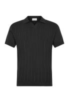 Knitted S/S Cable V-Neck Polo Black Lindbergh