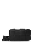 Braided Iph Bag Black Ceannis