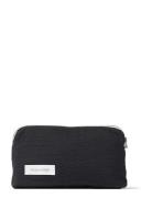 Celia Mini Toiletry Bag - Seersucker Black STUDIO FEDER