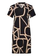 Carfyrla S/S V-Neck Blk Aop Dress Noos Black ONLY Carmakoma