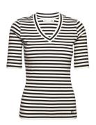 Dagnaiw Striped V T-Shirt Tops T-shirts & Tops Short-sleeved Multi/pat...