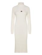 Tjw Mockneck Badge Sweater Dress Polvipituinen Mekko Cream Tommy Jeans