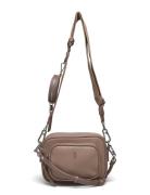 Blillite Crossbody Bag Bags Crossbody Bags Beige Steve Madden