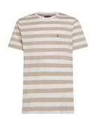 Essential Solid Pocket Tee Tops T-shirts Short-sleeved Beige Tommy Hil...