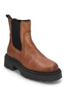 Gemma Shoes Chelsea Boots Brown Pavement