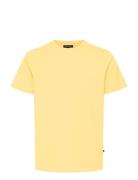 Jermalink Tops T-shirts Short-sleeved Yellow Matinique
