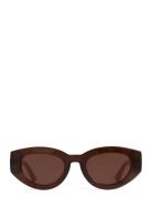 Ines Aurinkolasit Brown Corlin Eyewear