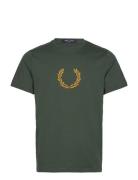 Textr Laurel Wreath Tee Tops T-shirts Short-sleeved Green Fred Perry