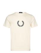 Textr Laurel Wreath Tee Tops T-shirts Short-sleeved White Fred Perry