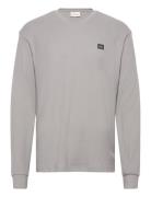 Ls Waffle Badge Crewnk Tee Tops Sweat-shirts & Hoodies Sweat-shirts Gr...