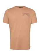 Regular Fit Left Chest Logo T-Shirt Tops T-shirts Short-sleeved Brown ...