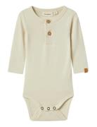 Nbmgayo Sar Ls Slim Body Lil Bodies Long-sleeved Cream Lil'Atelier