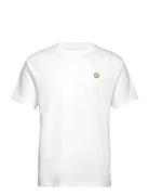 Wwace Badge T-Shirt Tops T-shirts Short-sleeved White WOOD WOOD