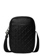 Emblem Aop Emboss Slim Reporter Olkalaukku Messenger-laukku Black Calv...