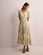 Object Collectors Item - Kukallinen - Objlorena S/S Long Dress Rep