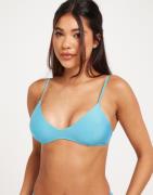 Nelly - Sininen - Heartshape Bikini Top