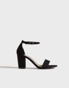 Nelly - Musta - Mid Block Heel Sandal