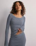 Nelly - Sininen - I Love It Stripe Top