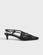 Nelly - Musta - Lace Low Heel