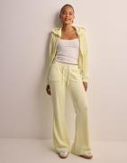 Juicy Couture - Keltainen - Caisa Ultra Low Rise Pants