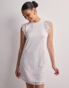 Pieces - Valkoinen - Pcolline Sl Lace Dress Noos