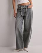 Only - Harmaa - Onlgianna Mw Straight Jeans DOT757