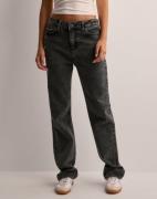 Pieces - Harmaa - Pckelly Mw Straight Jeans DG202 Noo