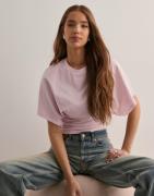 Nelly - Vaaleanpunainen - Round Neck Wide Sleeve Tee