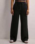 Selected Femme - Musta - Slfviva-Gulia Hw Long Linen Pant No